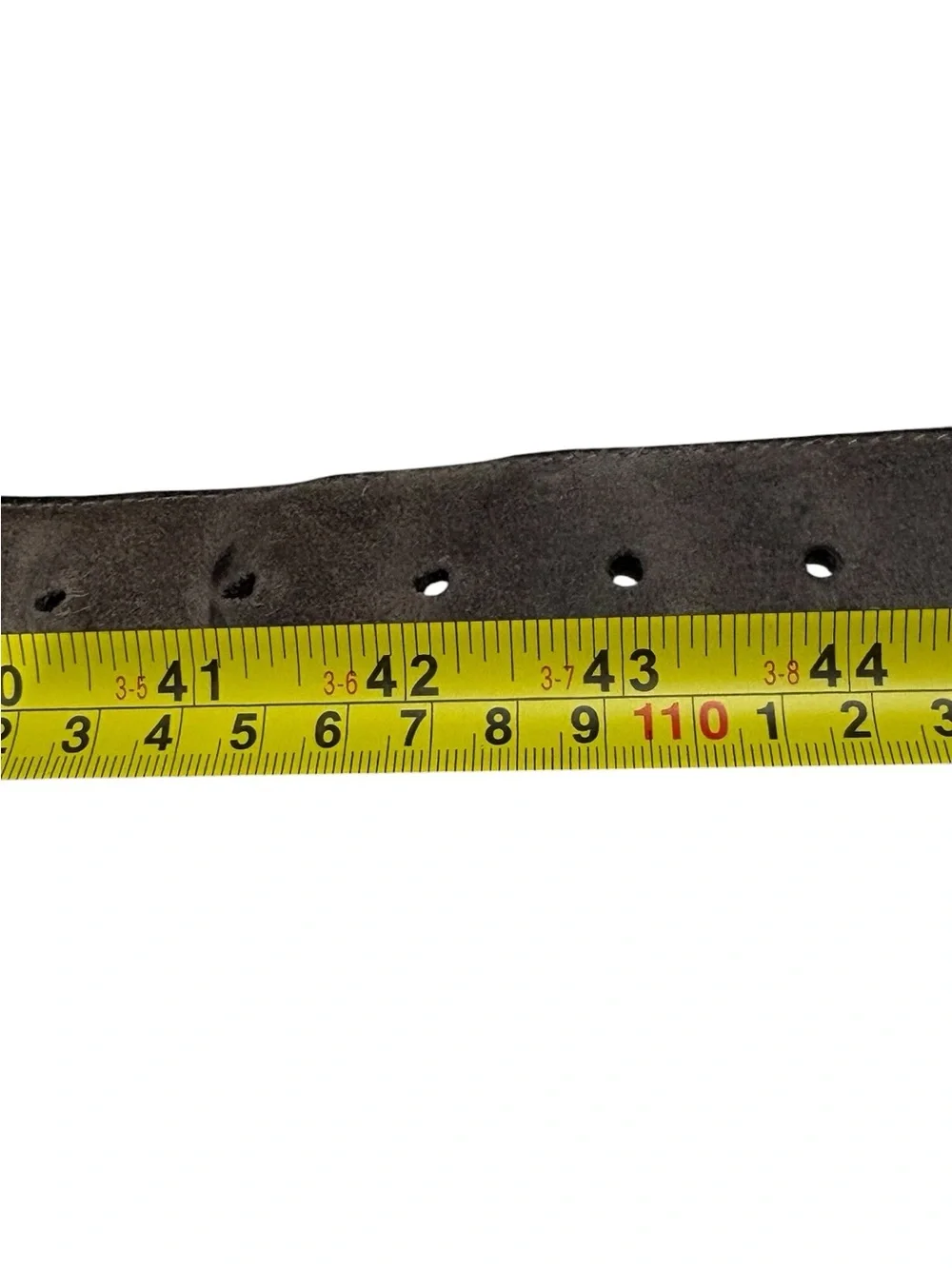 Salvatore Ferragamo - Men's Suede Gancini buckle Belt. Gray / Taupe. Size 42